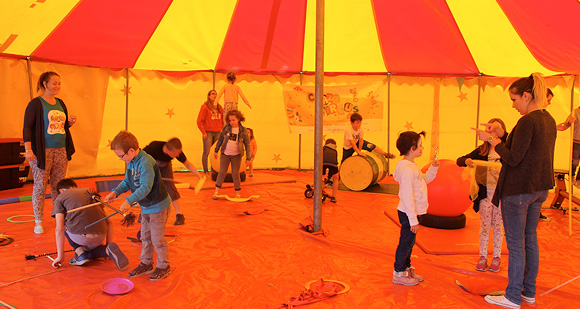 Initiations aux techniques du cirque